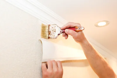 Pose de papier peint à Béganne — revêtements muraux et toiles de verre
